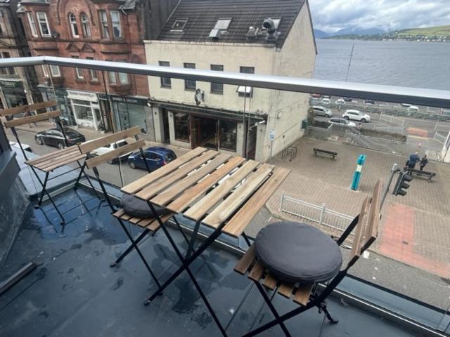 Crow'S Nest, Waverley Apartments Gourock Exteriör bild